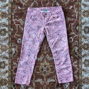 Cropped snake pattern pink cotton pants